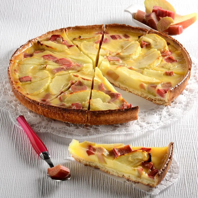 TARTE AUX POMMES ET A LA RHUBARBE