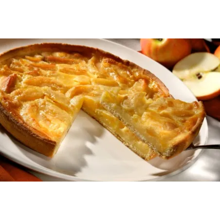 Apple with cream tart